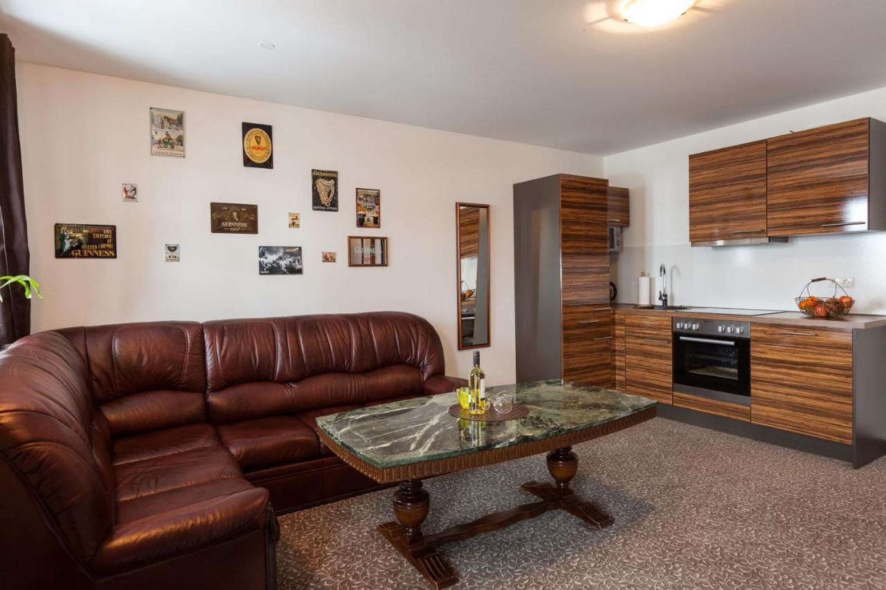 Vitusfort Appartement "Guinness Suite" 福森 外观 照片